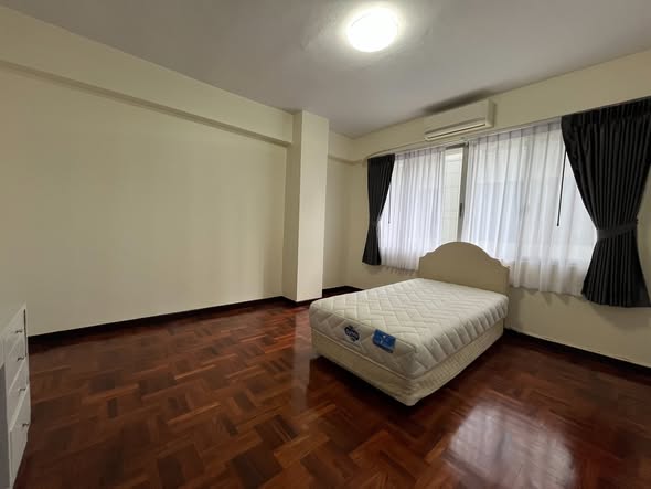 Three Bedroom Condo For Rent