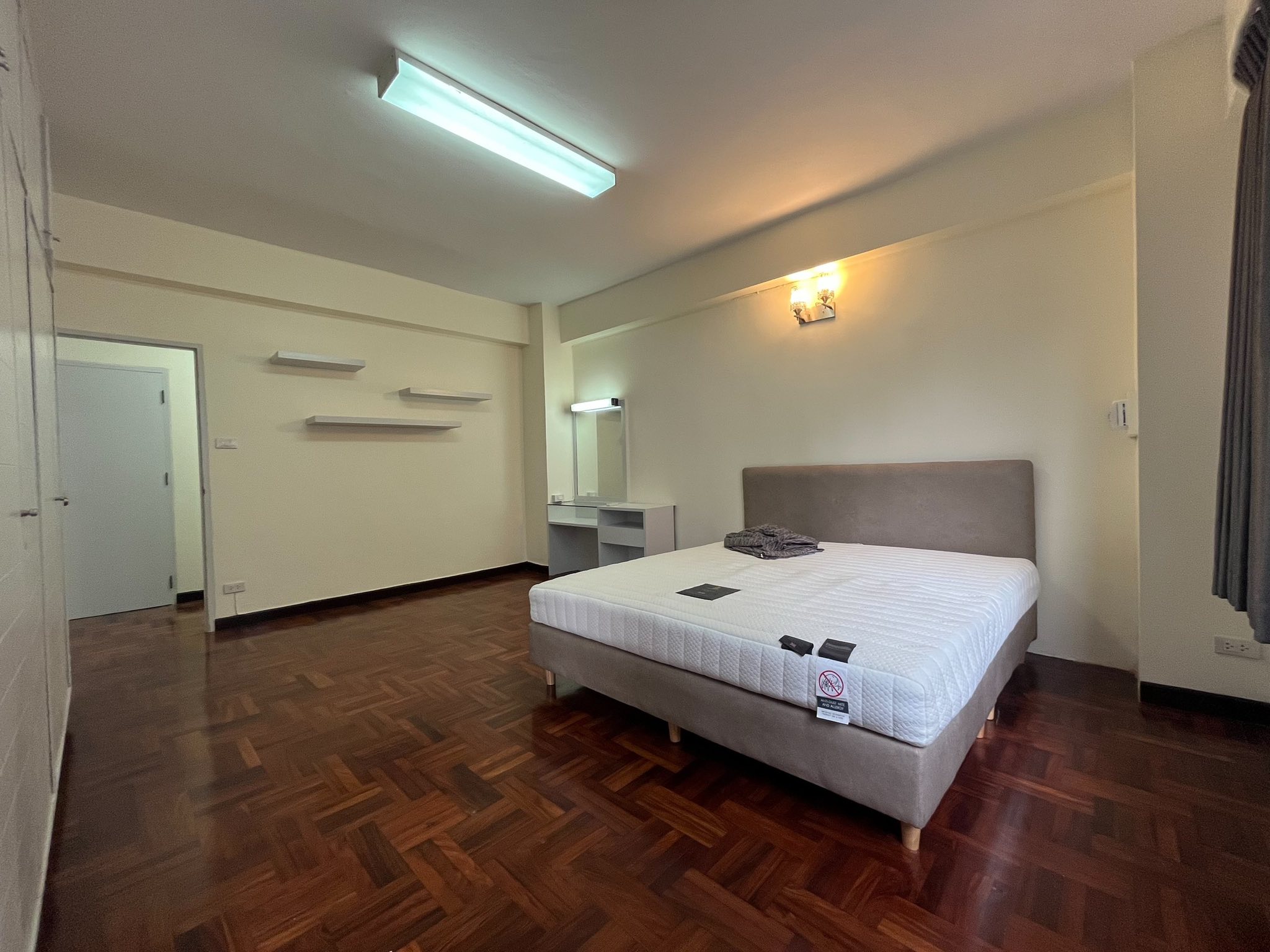 Three Bedroom Condo For Rent