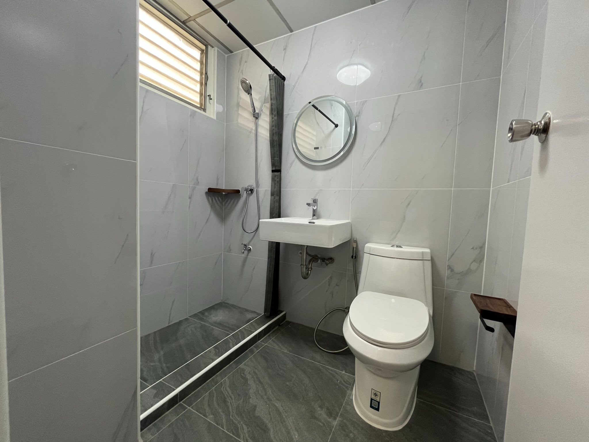 Three Bedroom Condo For Rent