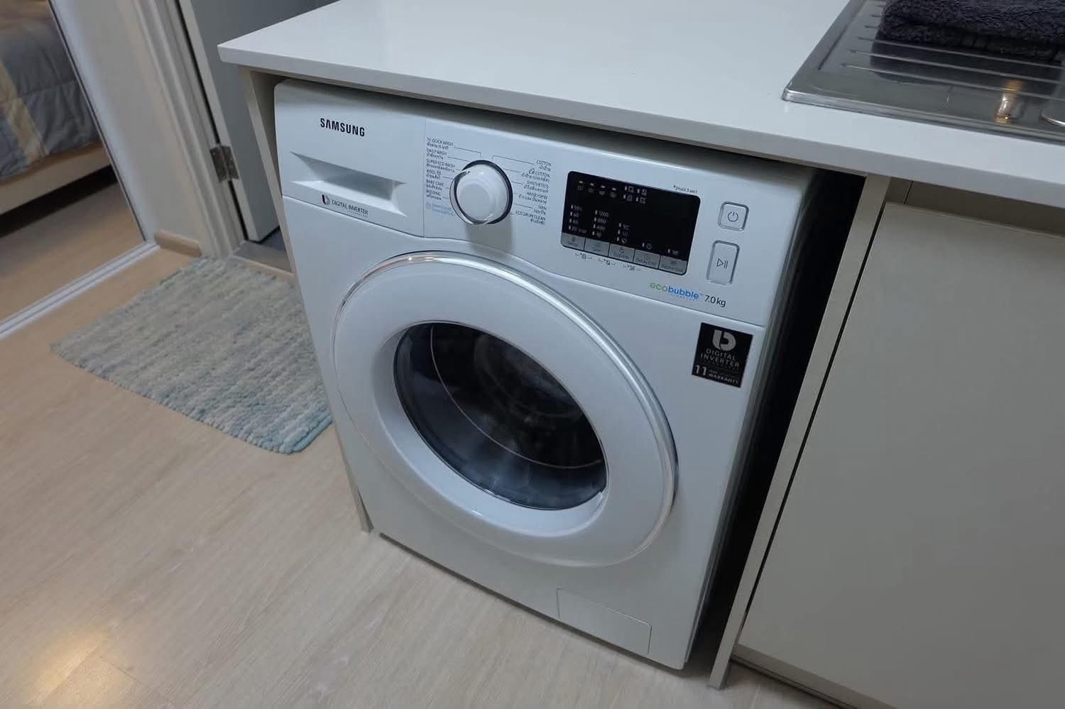 One Bedroom Condo For Rent