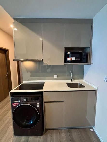 Two Bedroom Condo For Rent