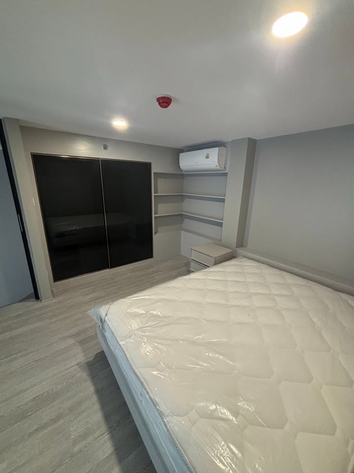 Duplex One Bedroom Condo For Rent