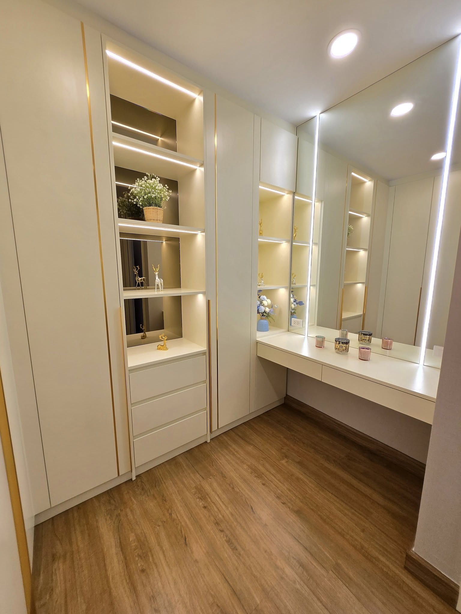 Detached House For Rent