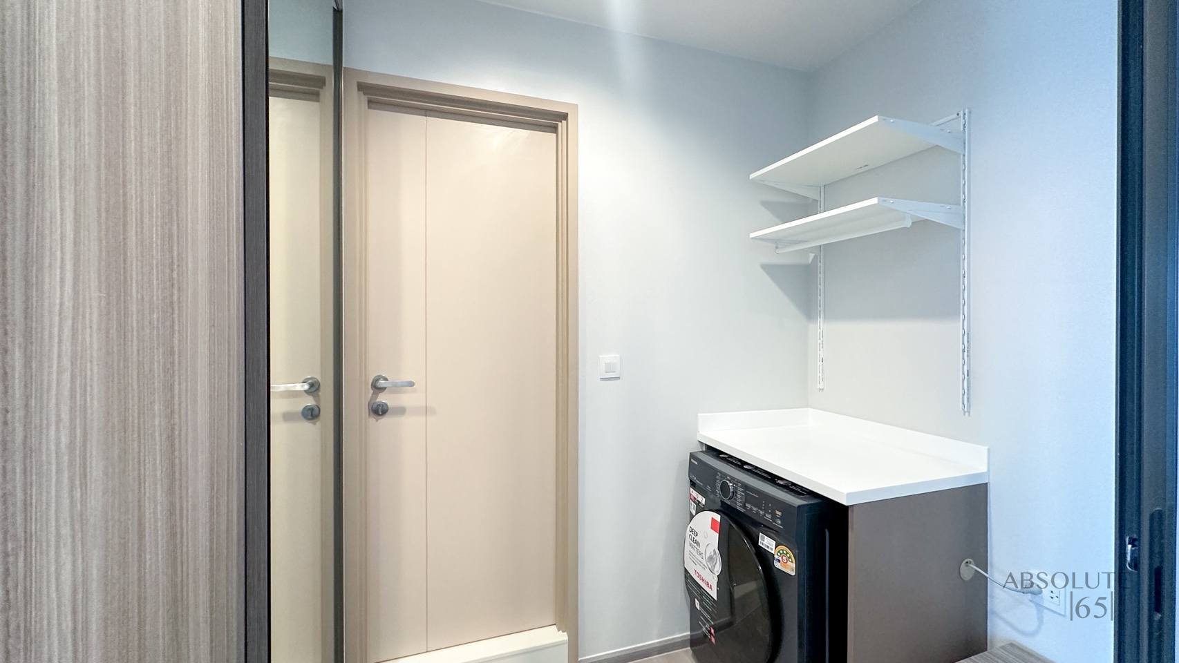 One Bedroom Condo For Rent