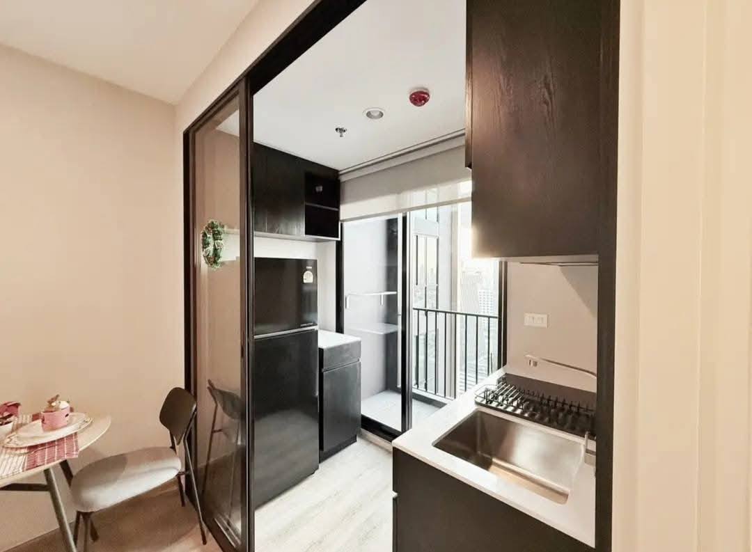 One Bedroom Condo For Rent