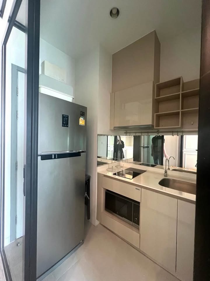 One Bedroom Condo For Rent