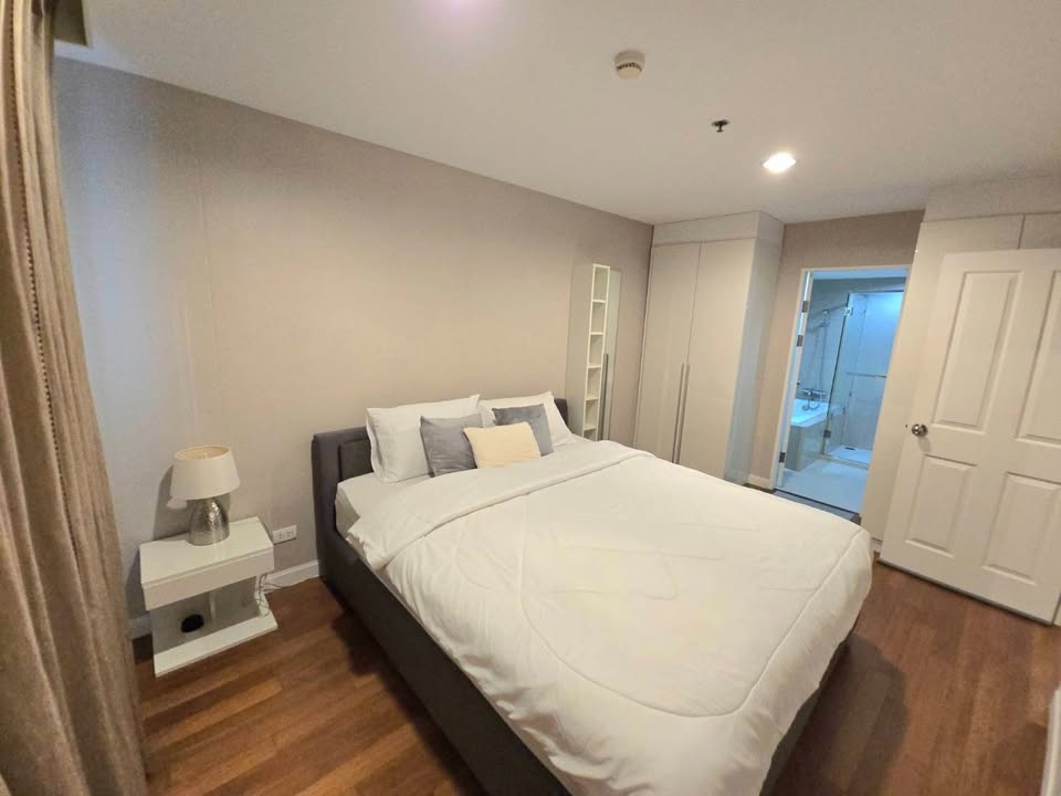 Two Bedroom Condo For Rent