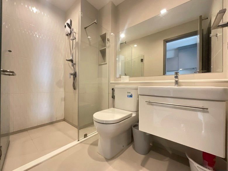 One Bedroom Condo For Rent