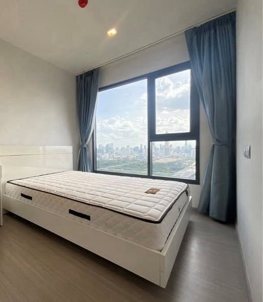 One Bedroom Condo For Rent