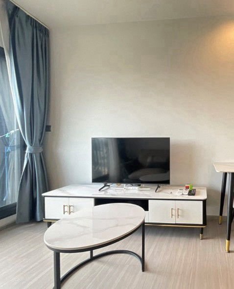 One Bedroom Condo For Rent