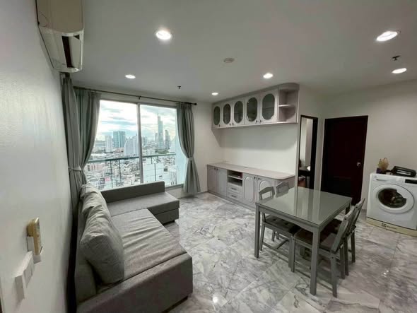 Two Bedroom Condo For Rent