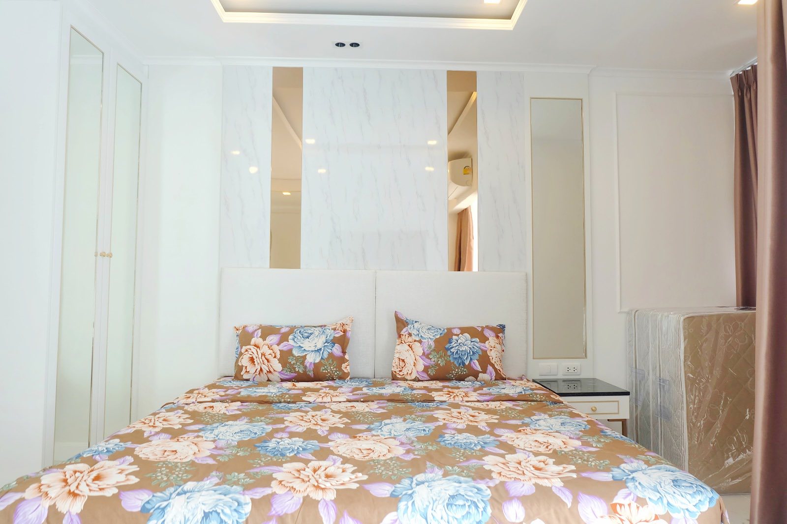 Two Bedroom Condo For Rent