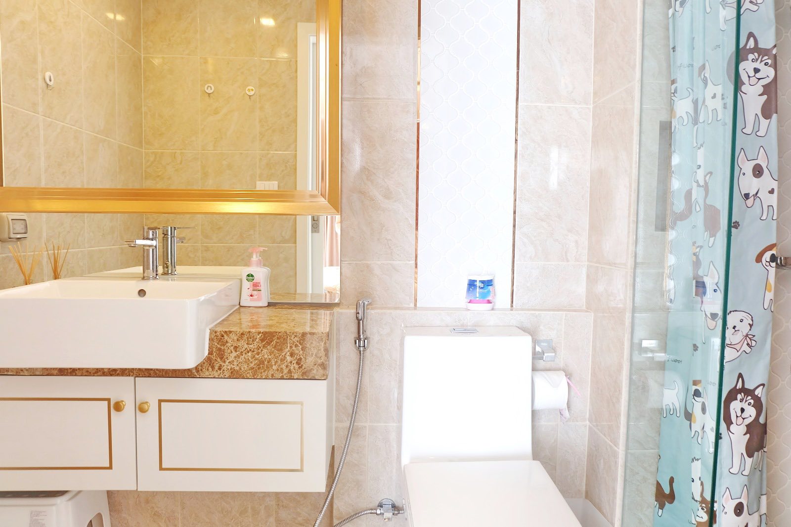 Two Bedroom Condo For Rent