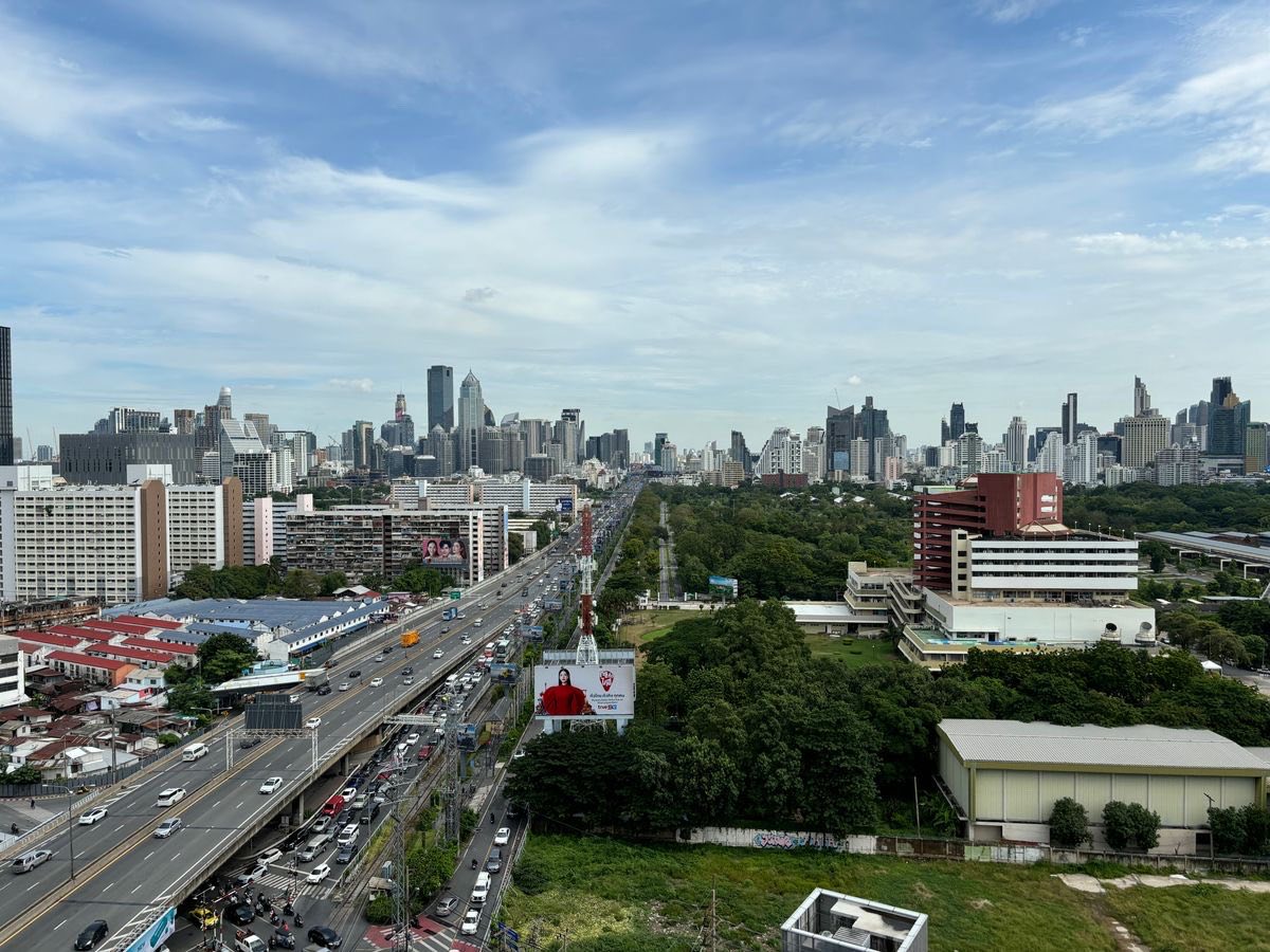 One Bedroom Condo For Rent