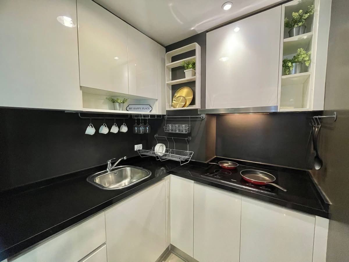 Three Bedroom Condo For Rent