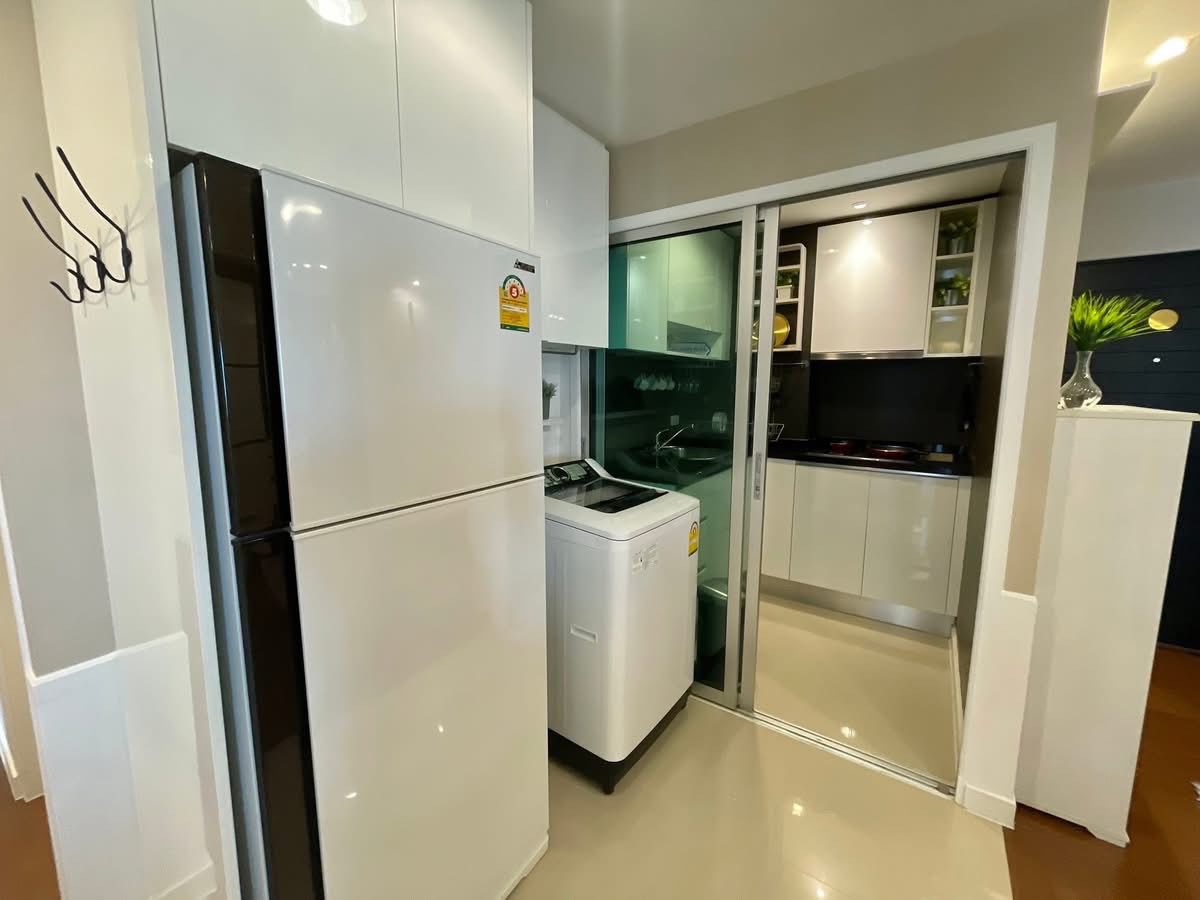Three Bedroom Condo For Rent