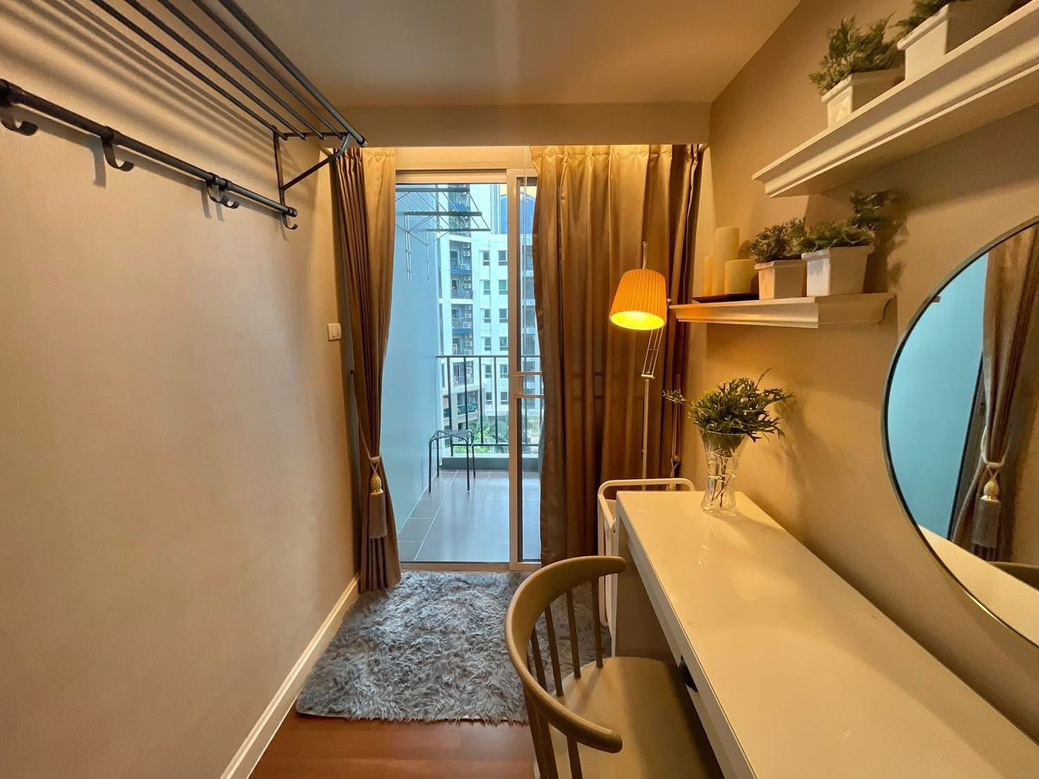 Three Bedroom Condo For Rent