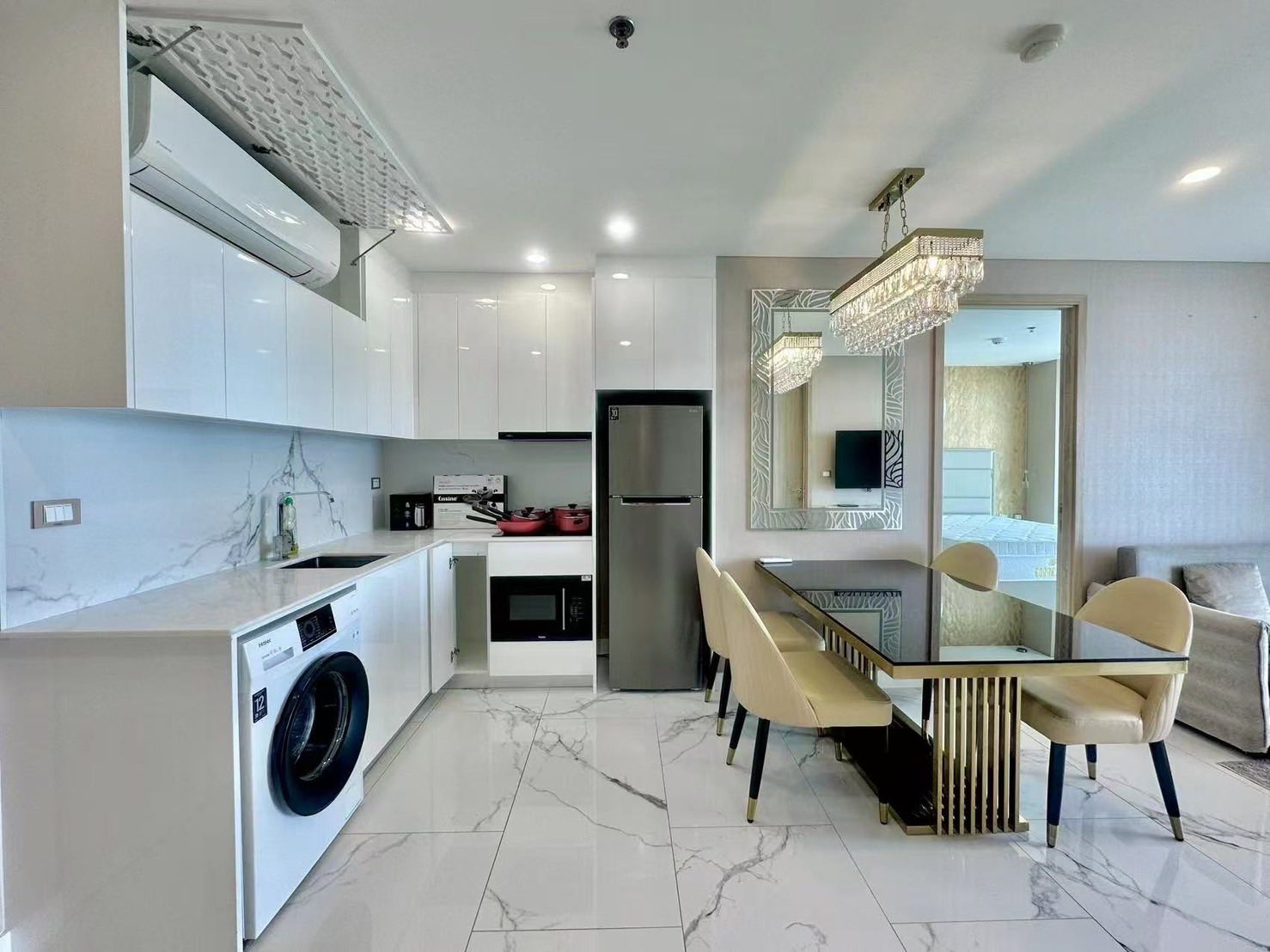 Two Bedroom Condo For Rent