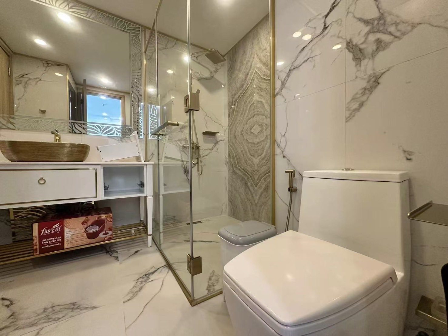 Two Bedroom Condo For Rent