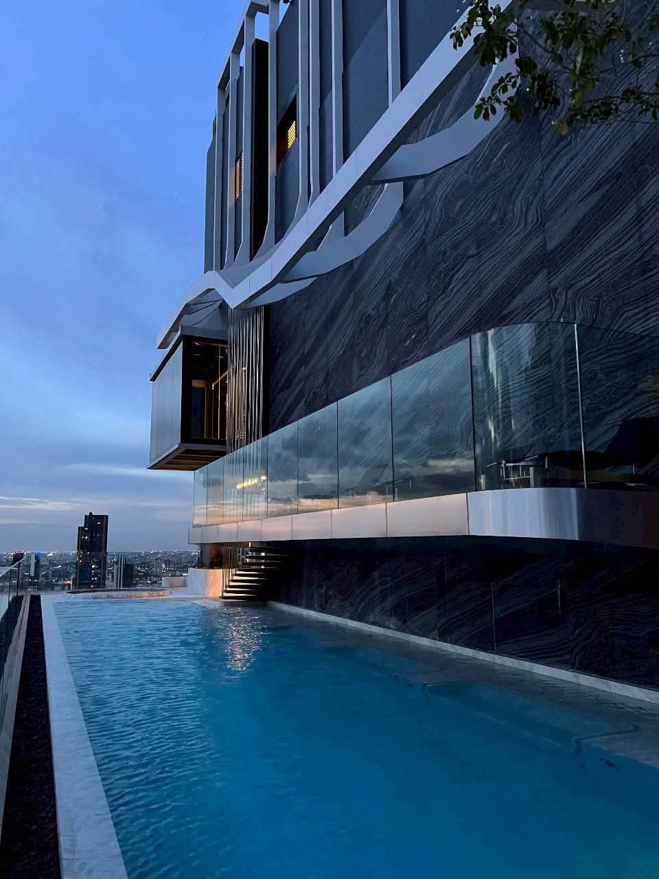 One Bedroom Condo For Rent