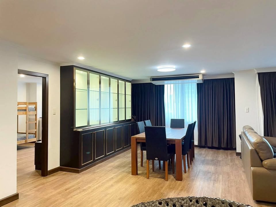 Three Bedroom Condo For Rent