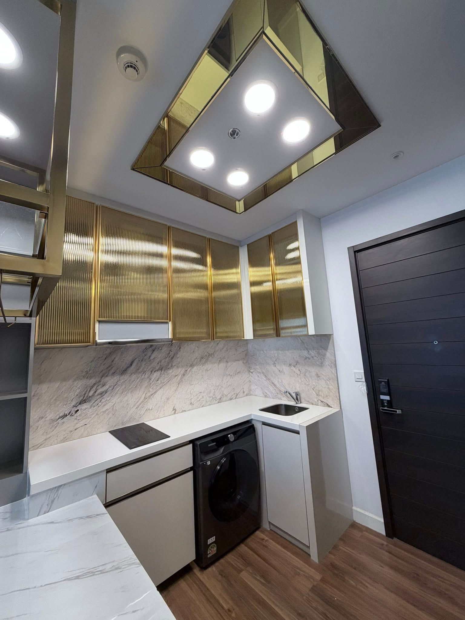 One Bedroom Condo For Rent