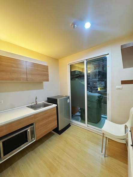 One Bedroom Condo For Rent