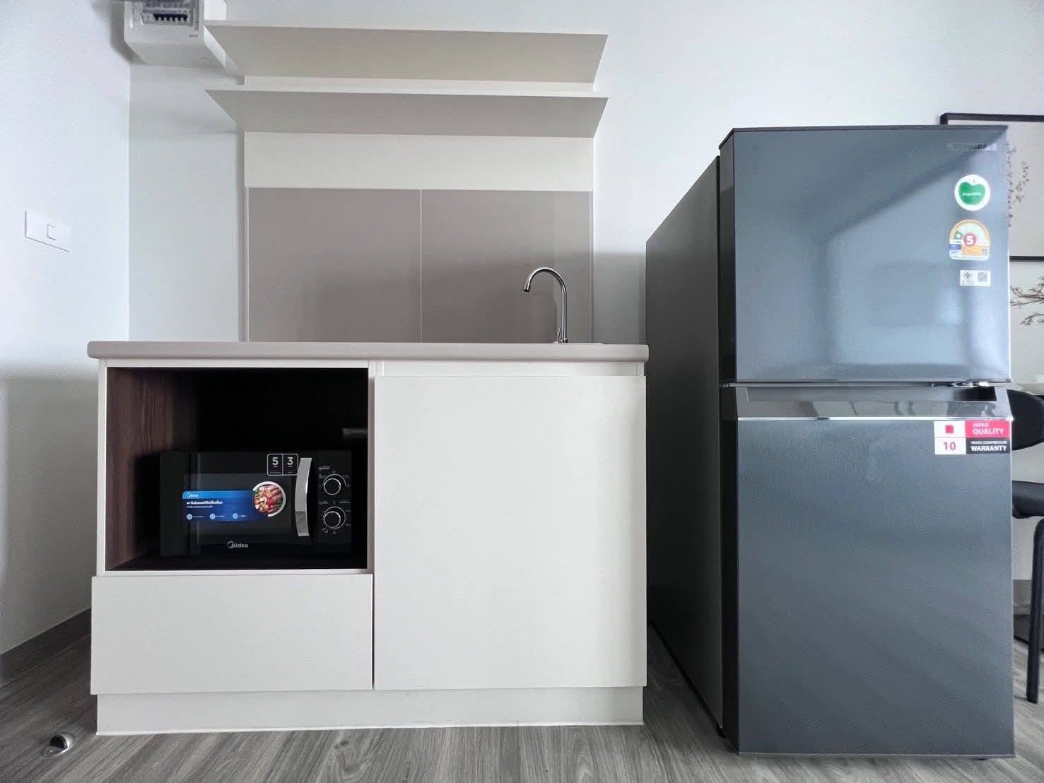 One Bedroom Condo For Rent