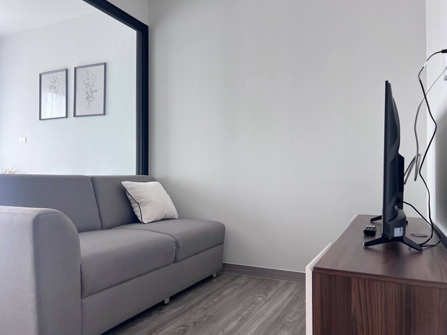 One Bedroom Condo For Rent