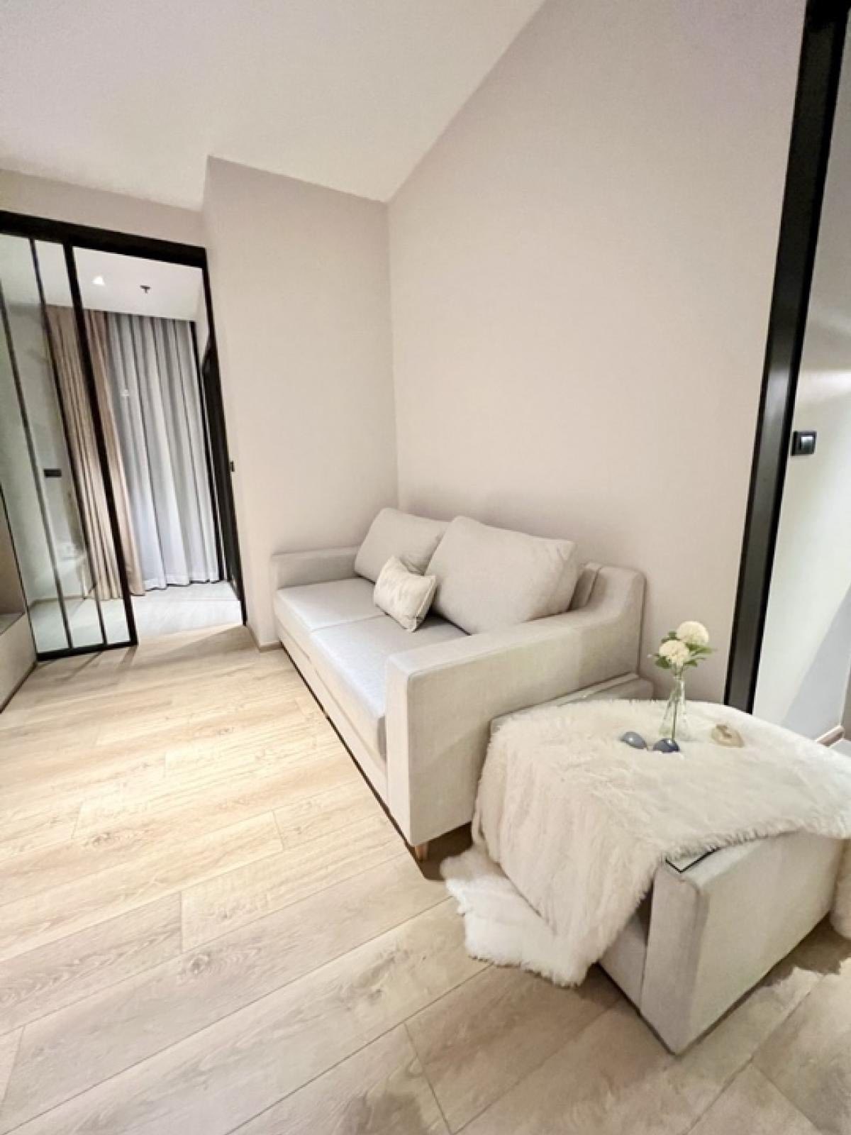 One Bedroom Condo For Rent