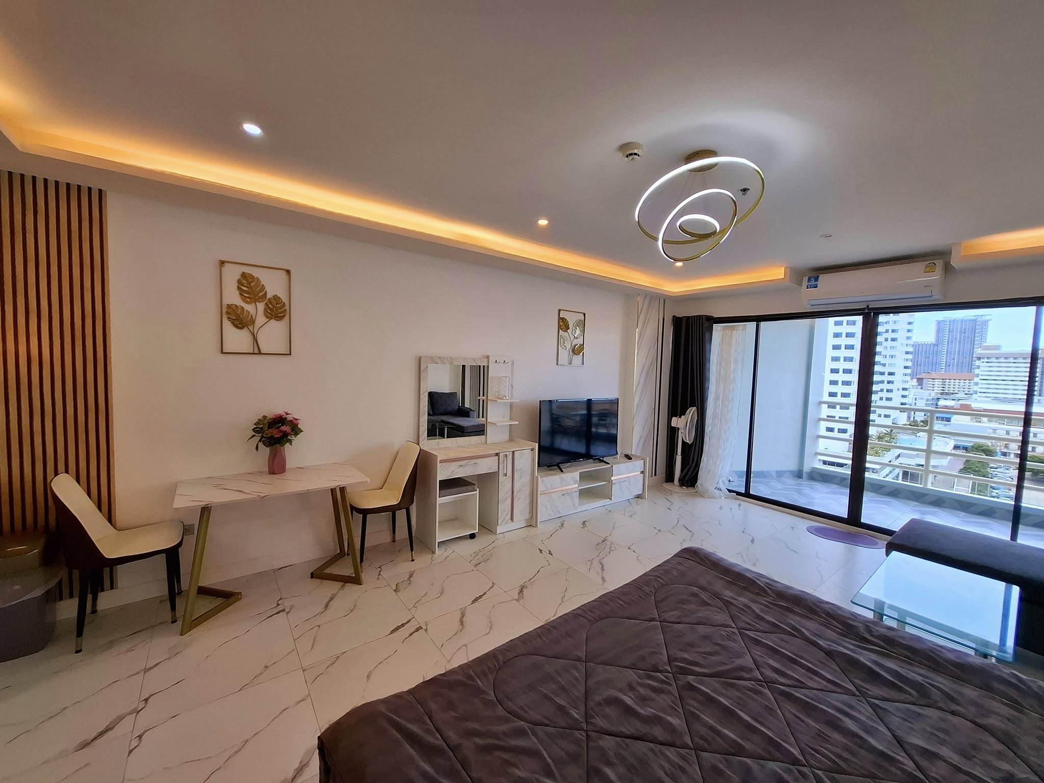 One Bedroom Condo For Rent