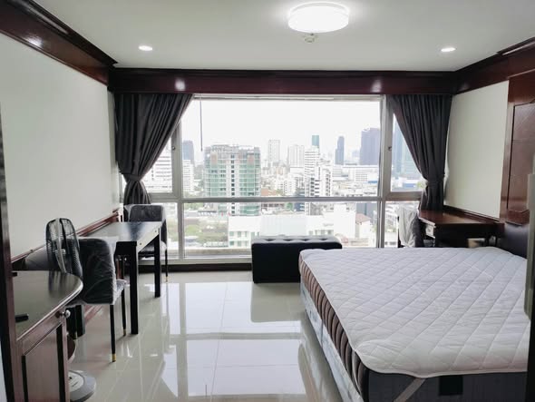One Bedroom Condo For Rent