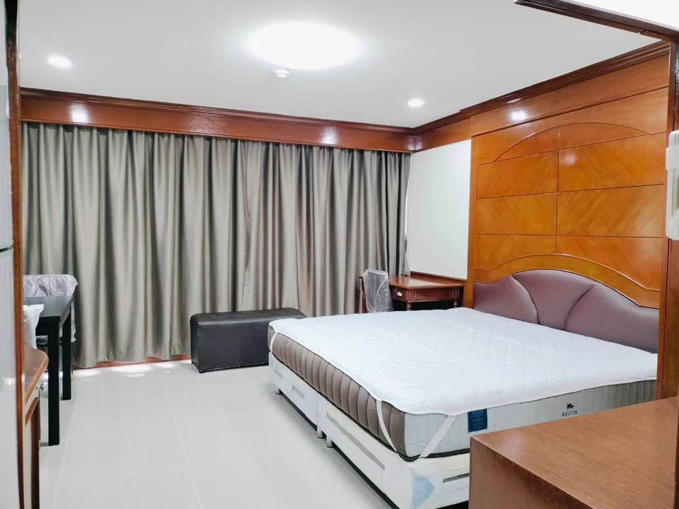 One Bedroom Condo For Rent