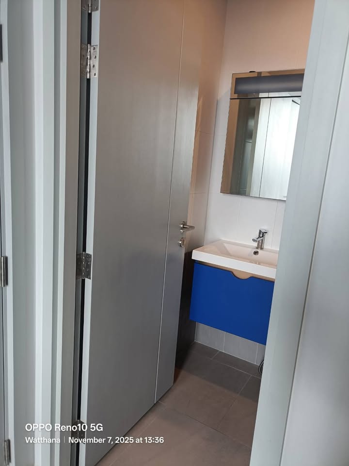 One Bedroom Condo For Rent