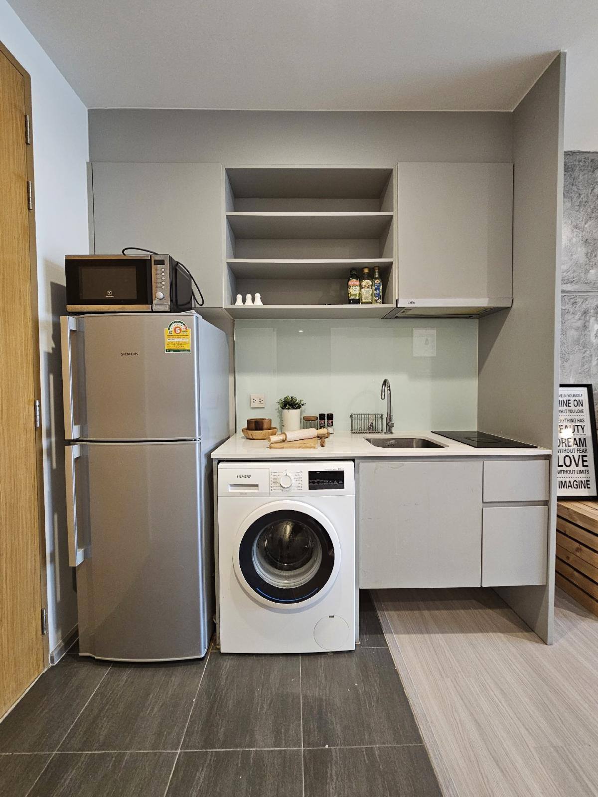 One Bedroom Condo For Rent