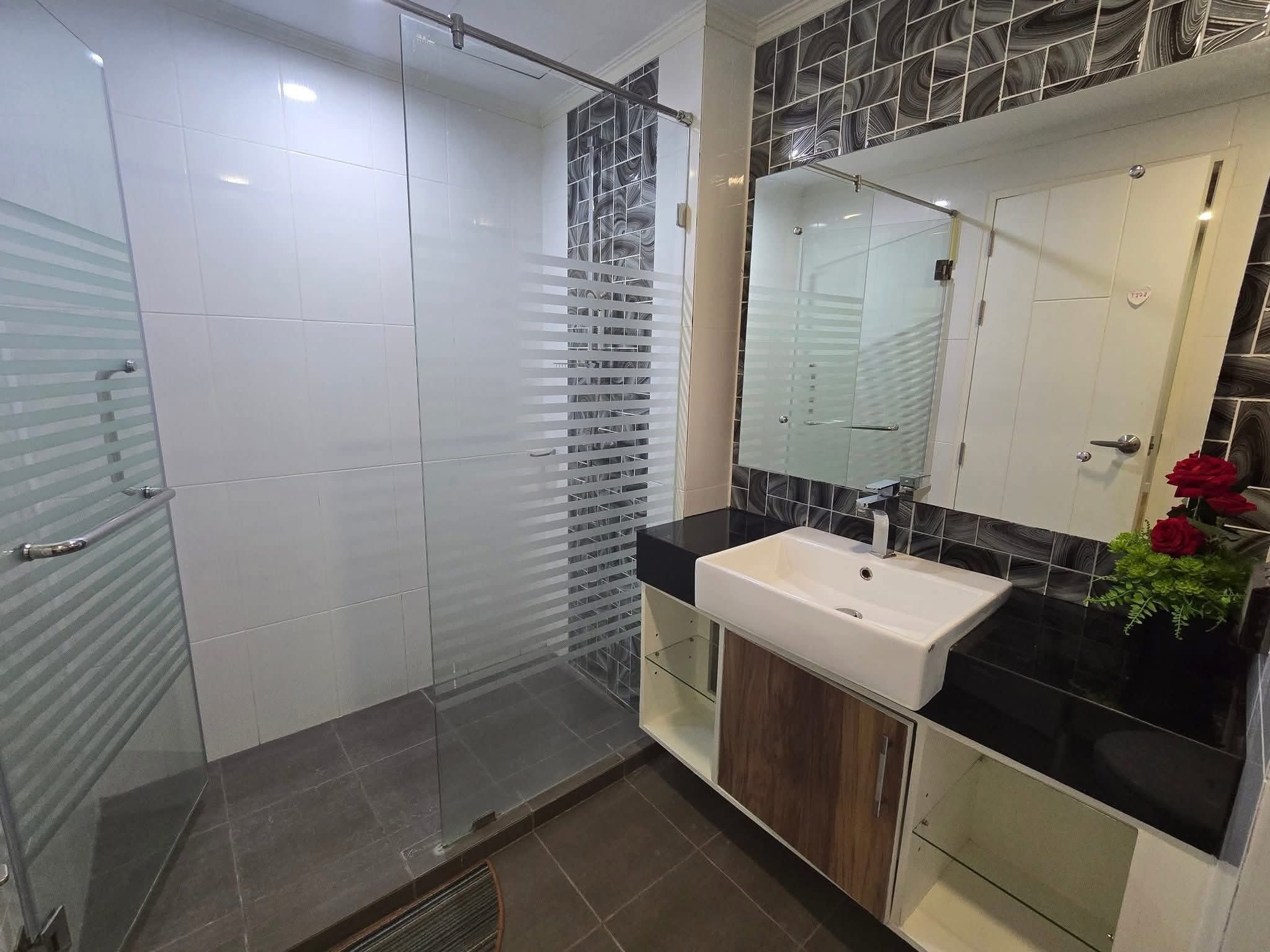 Two Bedroom Condo For Rent