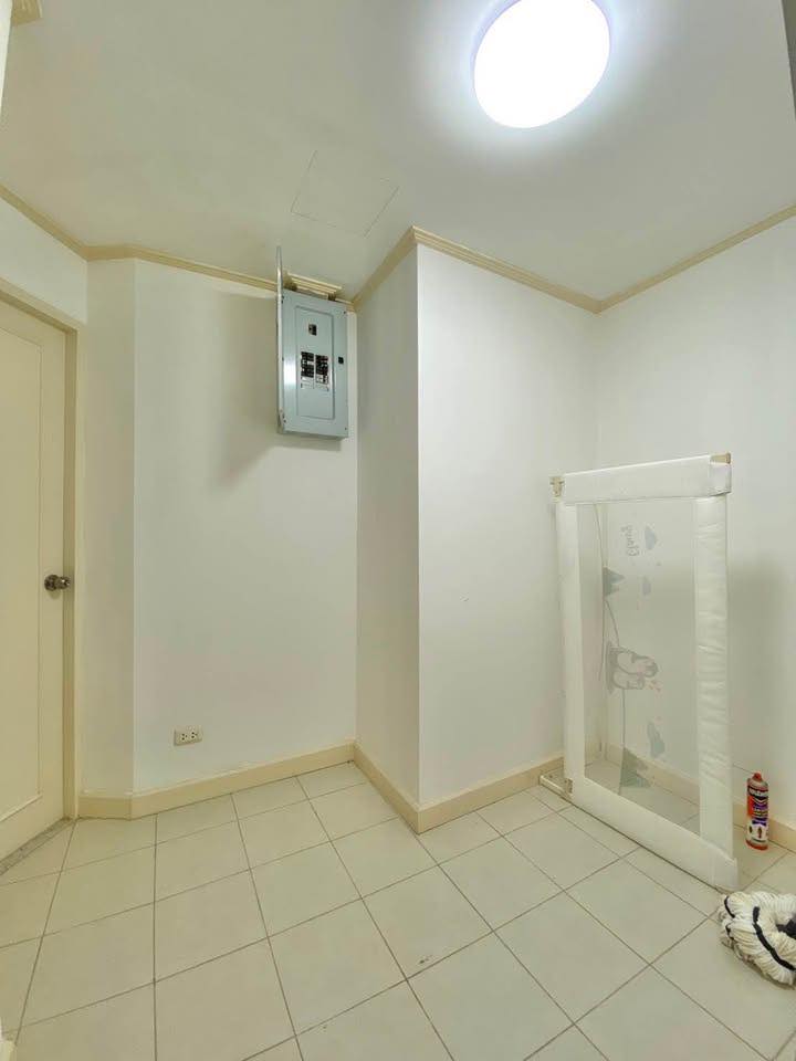 Three Bedroom Condo For Rent