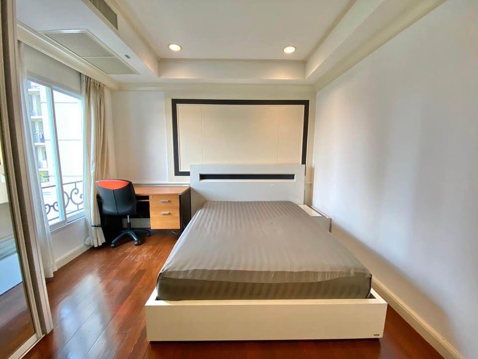Three Bedroom Condo For Rent