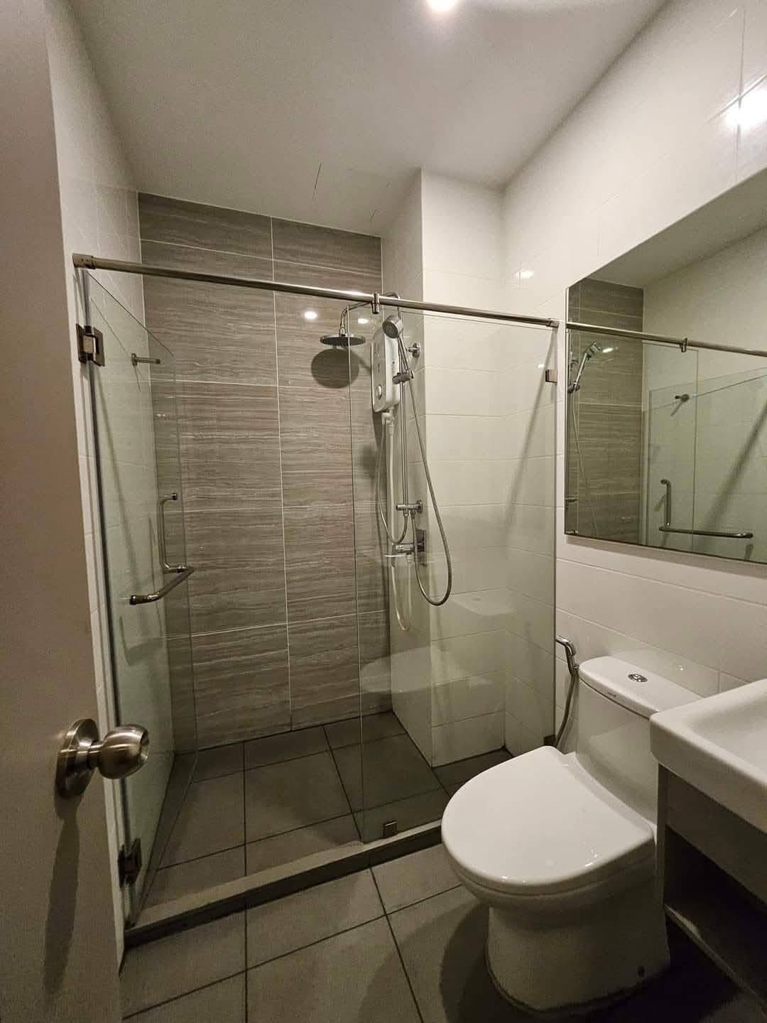 One Bedroom Condo For Rent