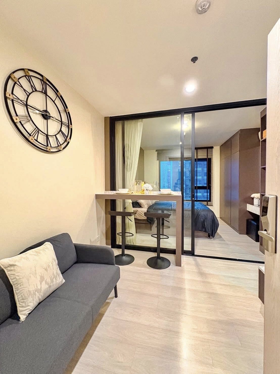 One Bedroom Condo For Rent