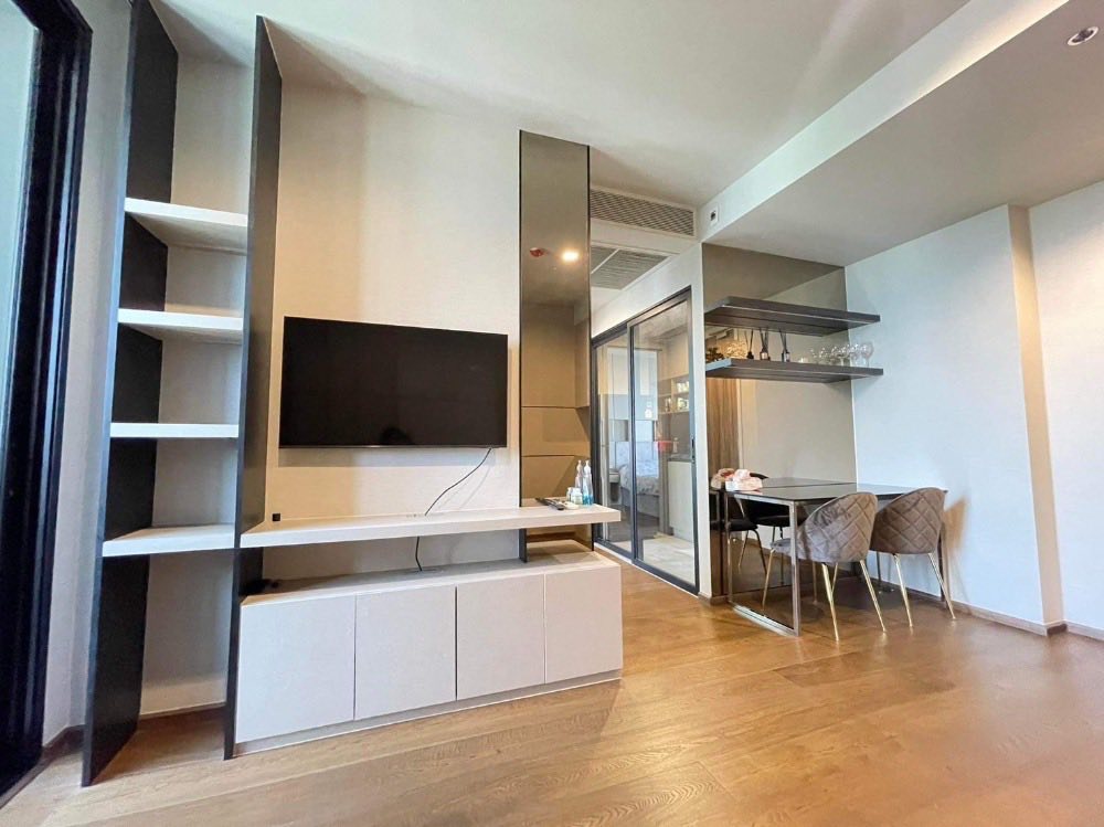 One Bedroom Condo For Rent