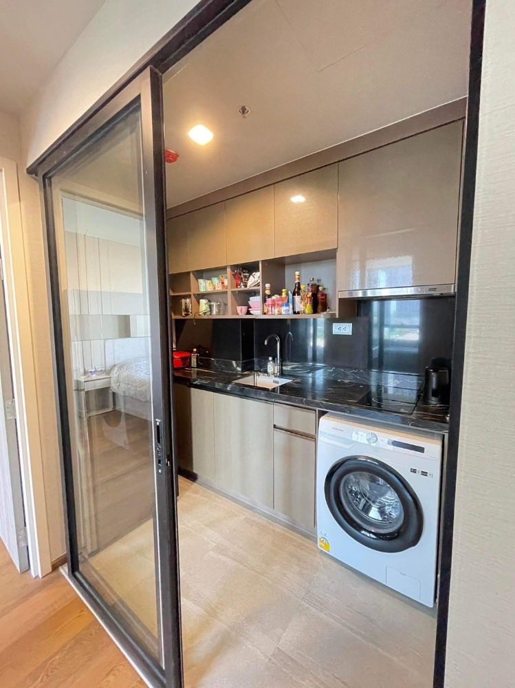 One Bedroom Condo For Rent