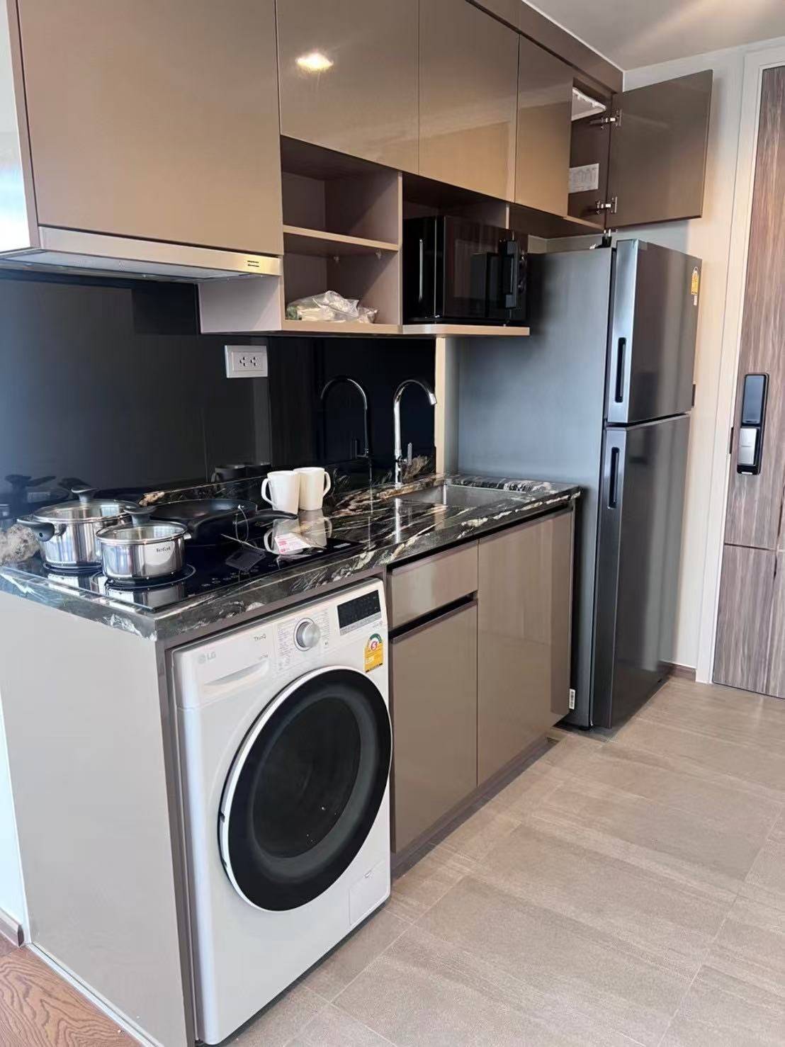 Two Bedroom Condo For Rent