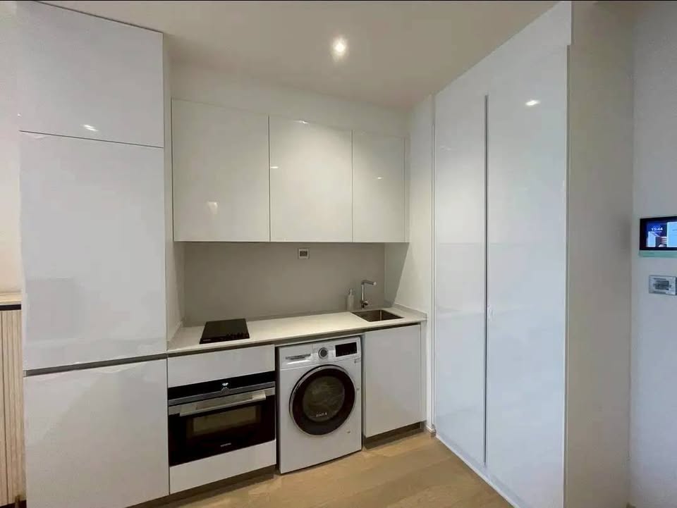 One Bedroom Condo For Rent