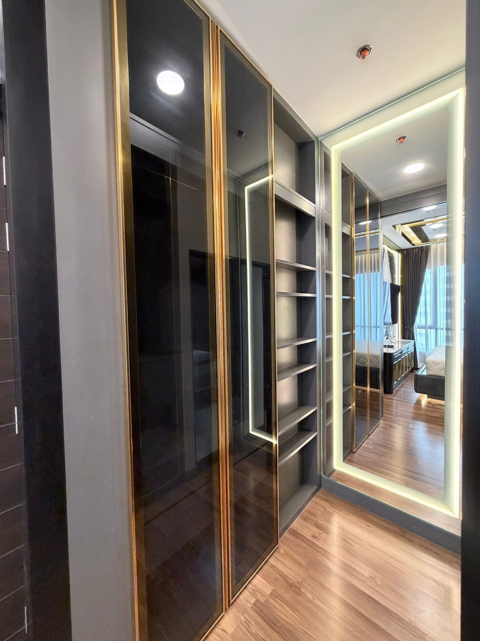 One Bedroom Condo For Rent