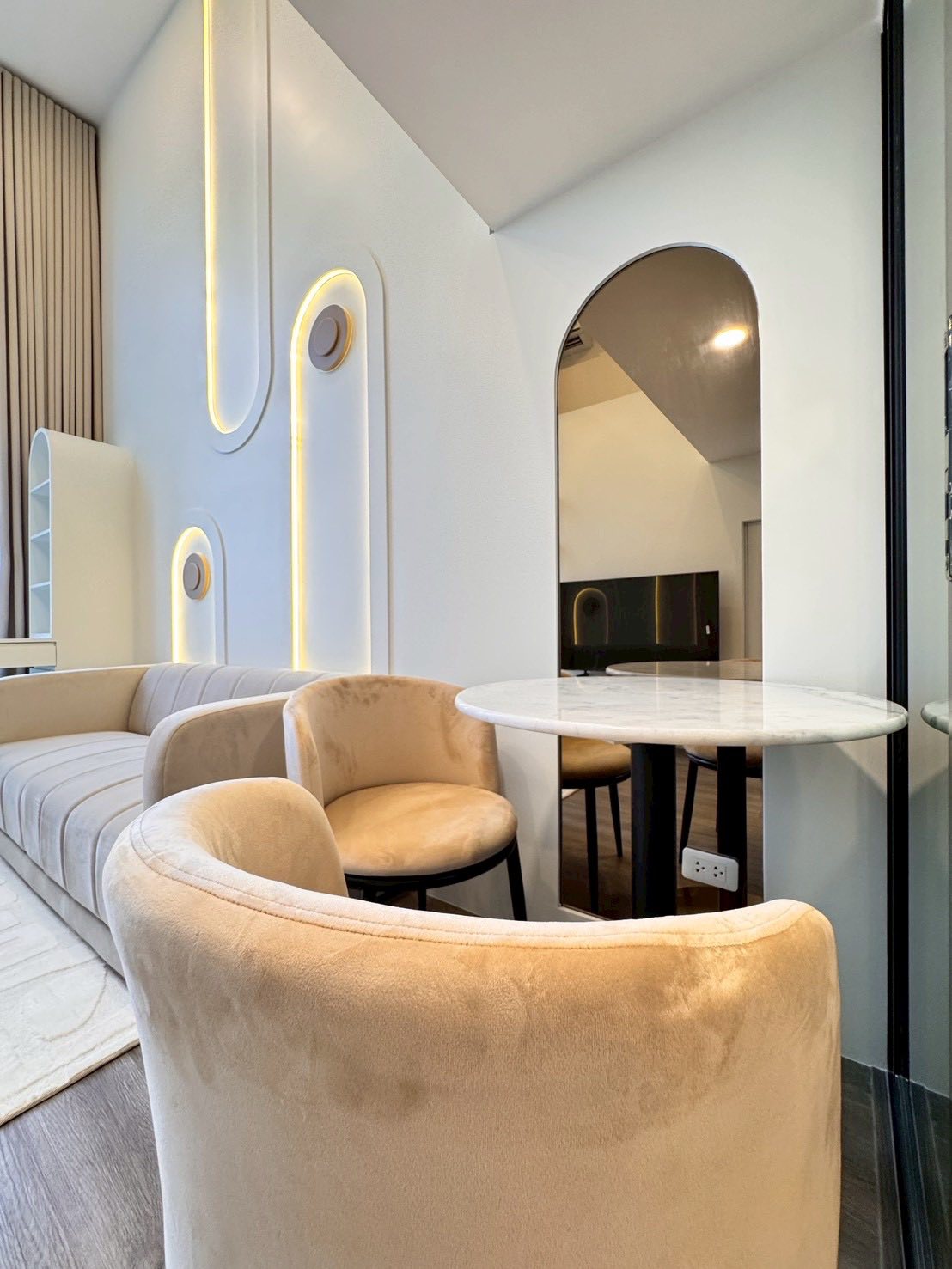 One Bedroom Condo For Rent