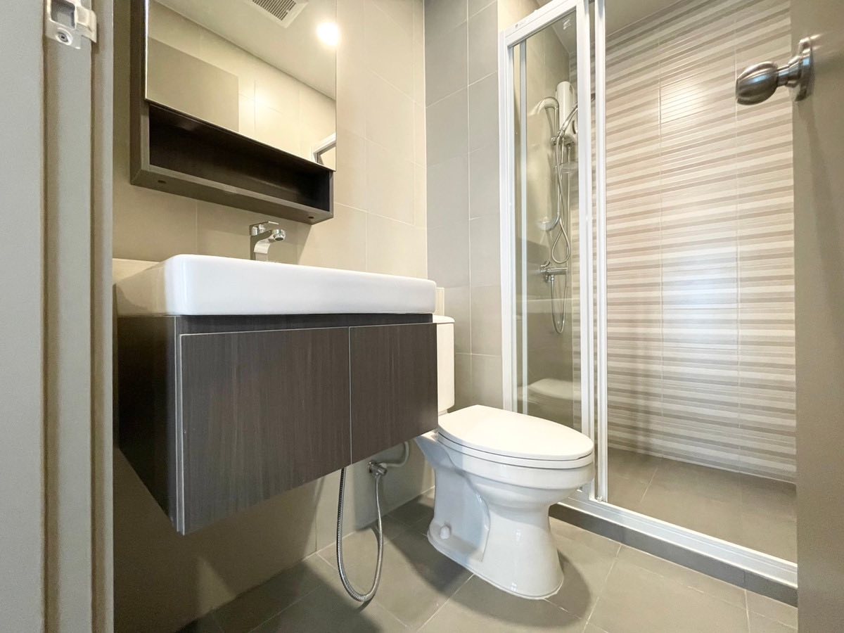 One Bedroom Condo For Rent