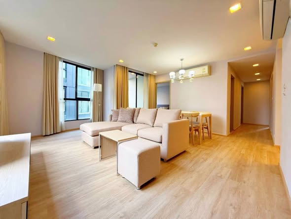 Three Bedroom Condo For Rent