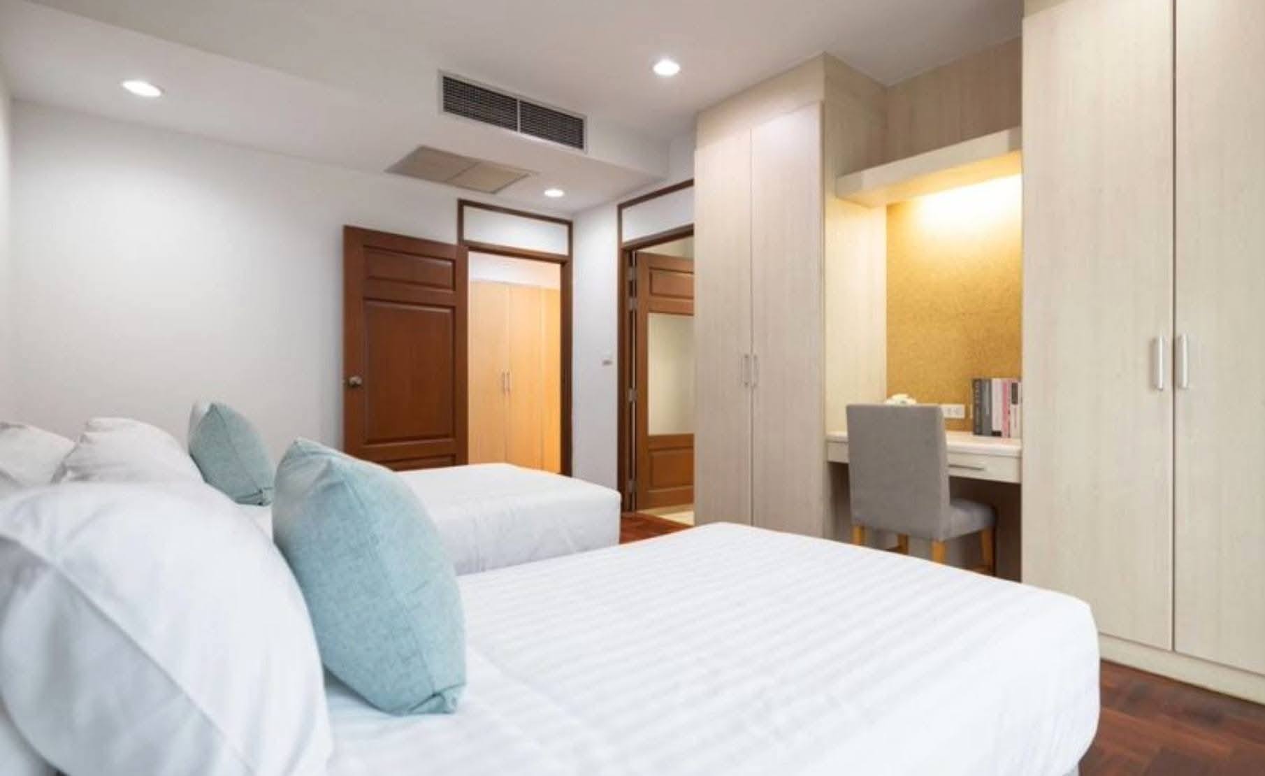 Three Bedroom Condo For Rent