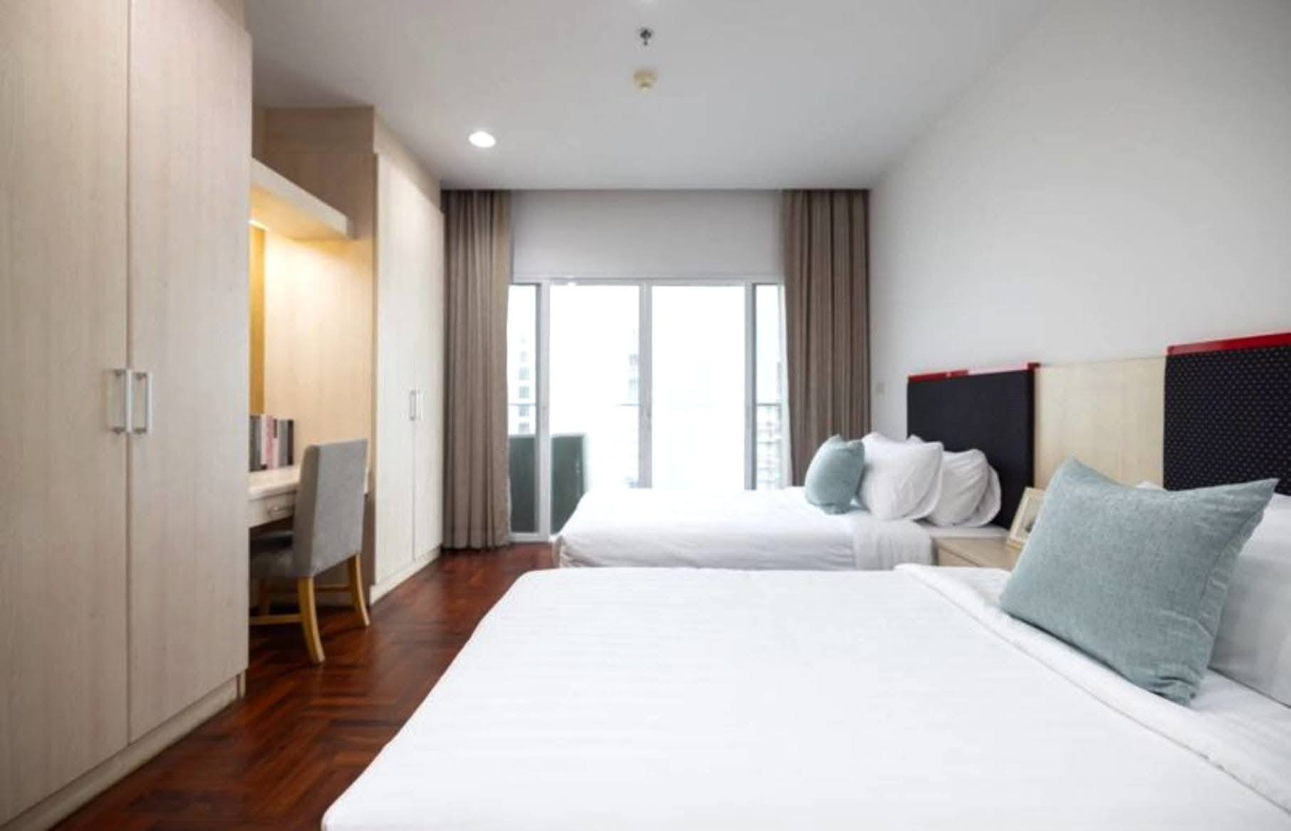 Three Bedroom Condo For Rent